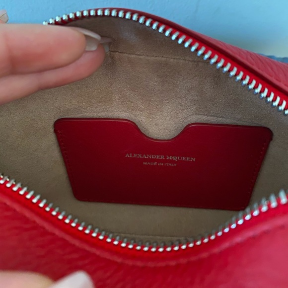 ALEXANDER MCQUEEN mini leather crossbody - Picture 7 of 8